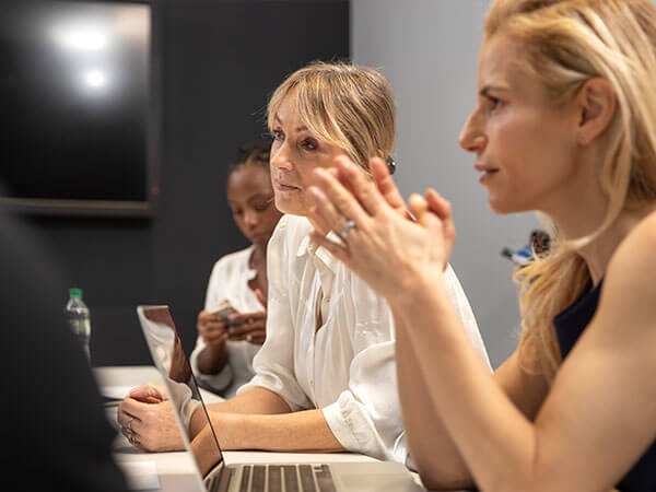 Verhandlungen-Timing-Entscheidungen-Karma-Astrologie-Bamberg